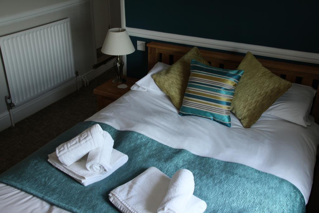 The Swan Inn Sturminster Newton Ngoại thất bức ảnh