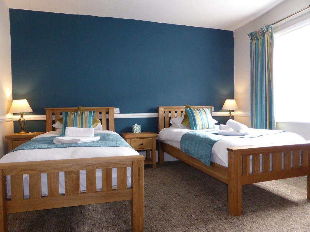 The Swan Inn Sturminster Newton Ngoại thất bức ảnh