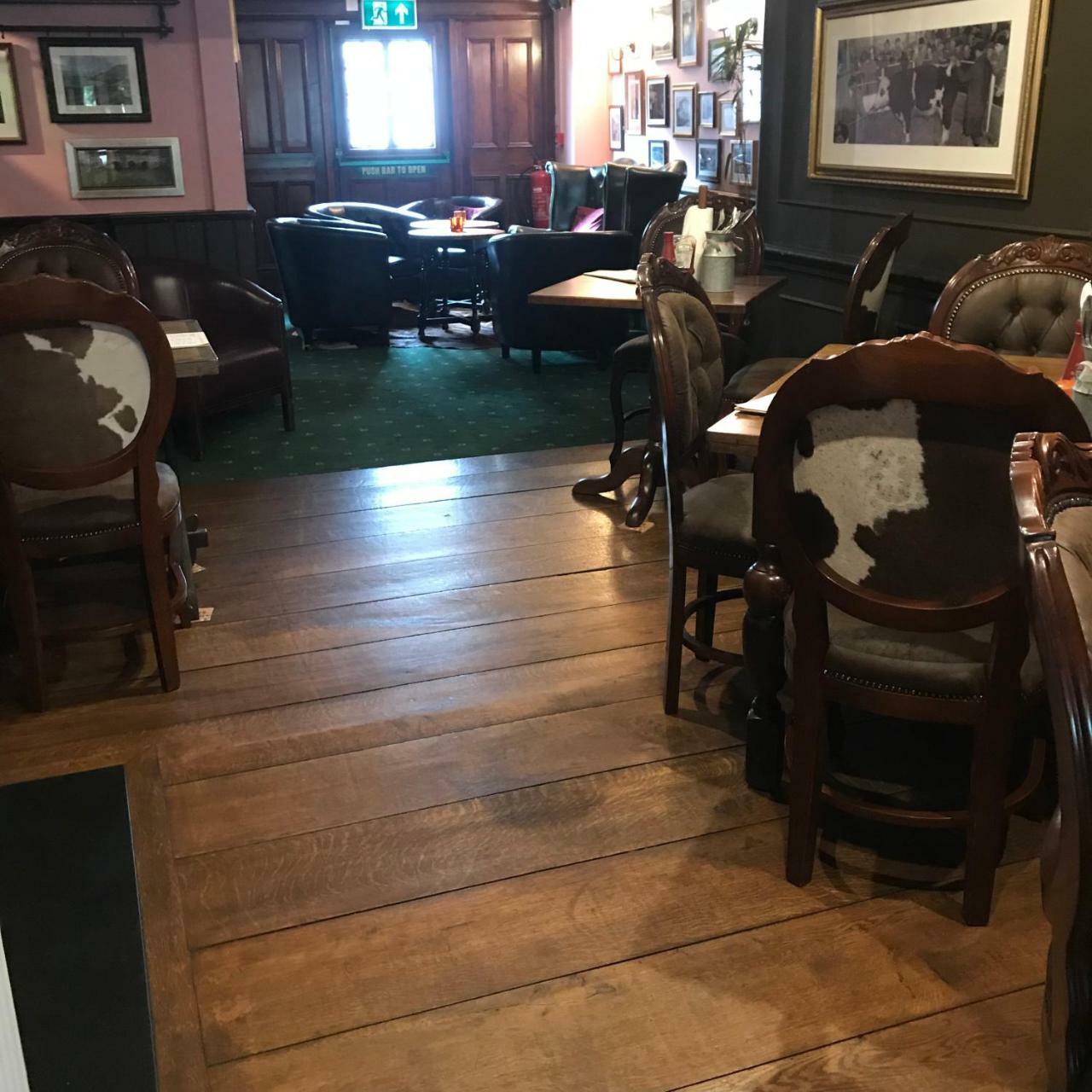 The Swan Inn Sturminster Newton Ngoại thất bức ảnh